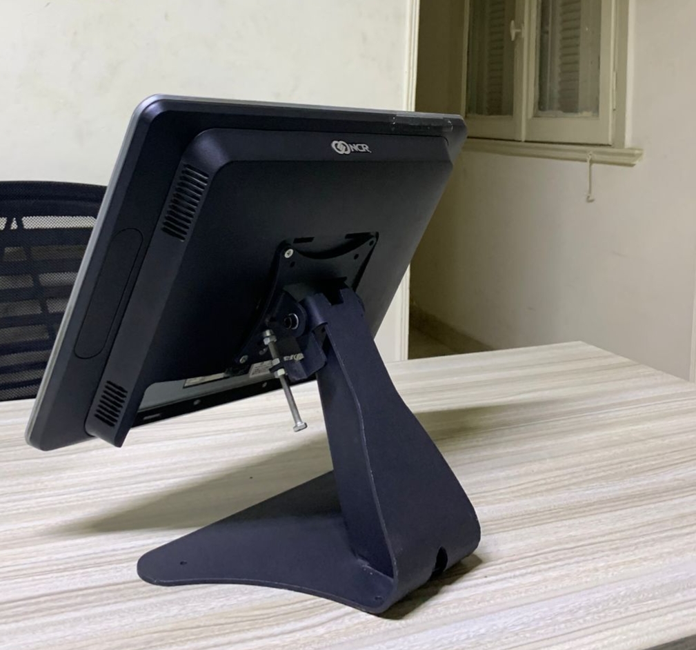 سيستم كاشير كامل تاتش NCR الحديث